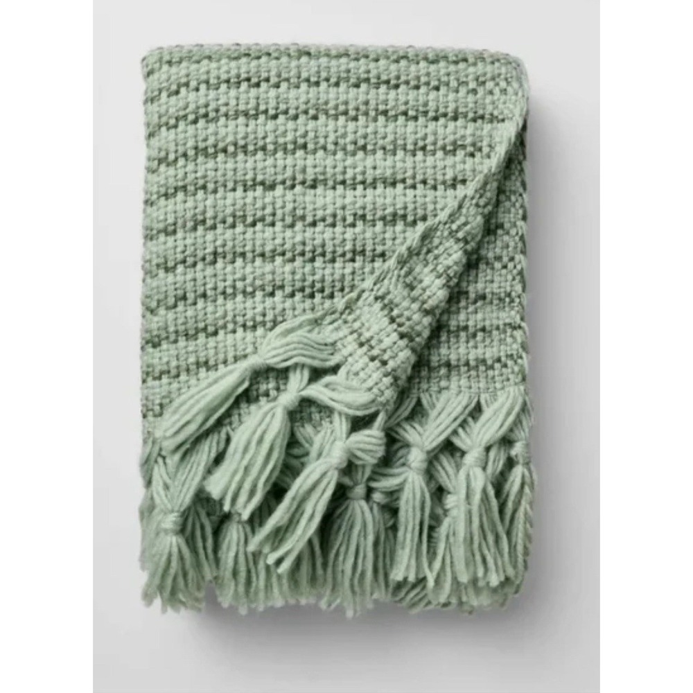 NWT Threshold Mixed Yarn Woven Blanket Throw with Crossed Tassels Multi Green